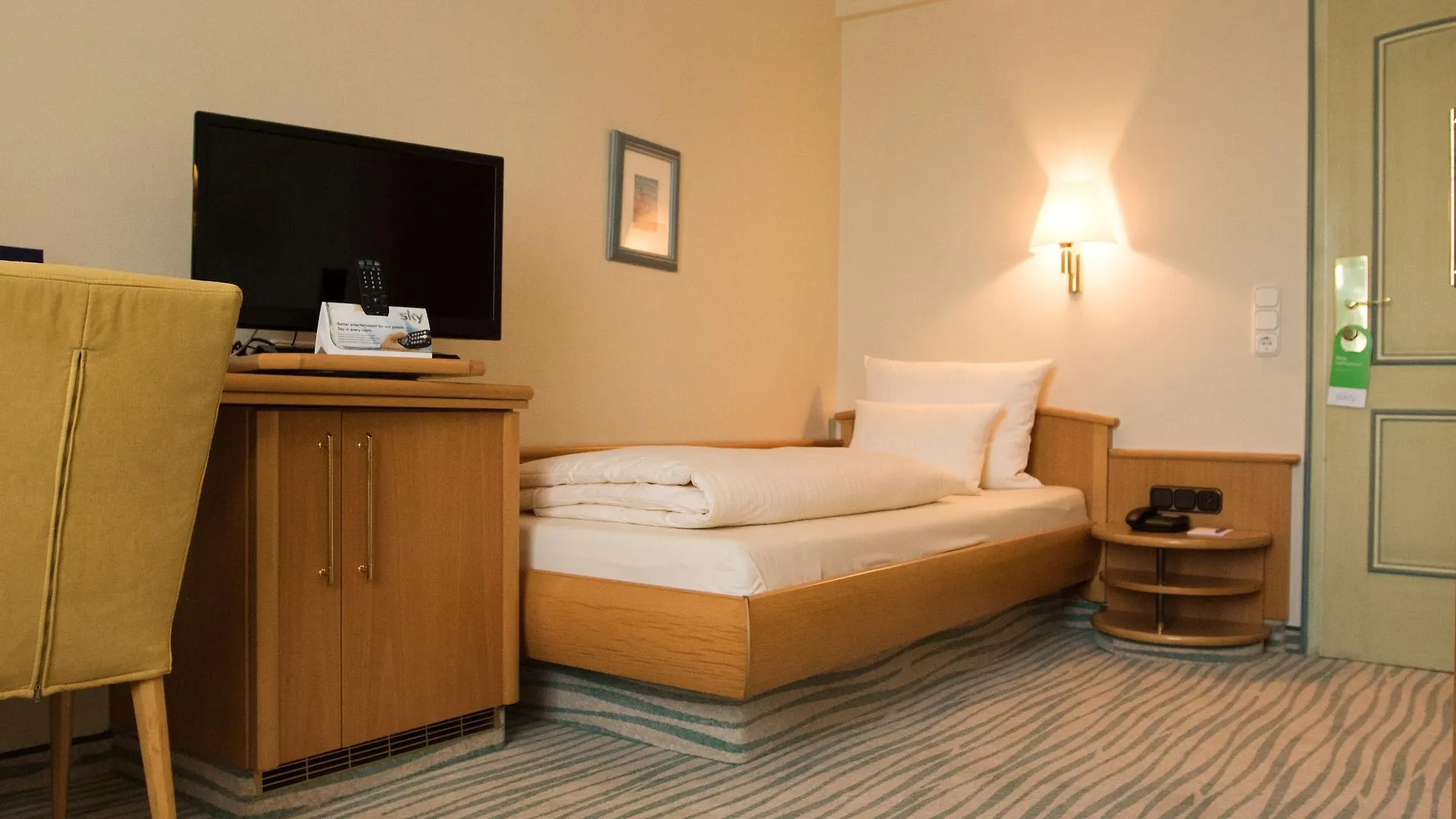 ****  Hotel Stadt Muenchen Dusseldorf Germany