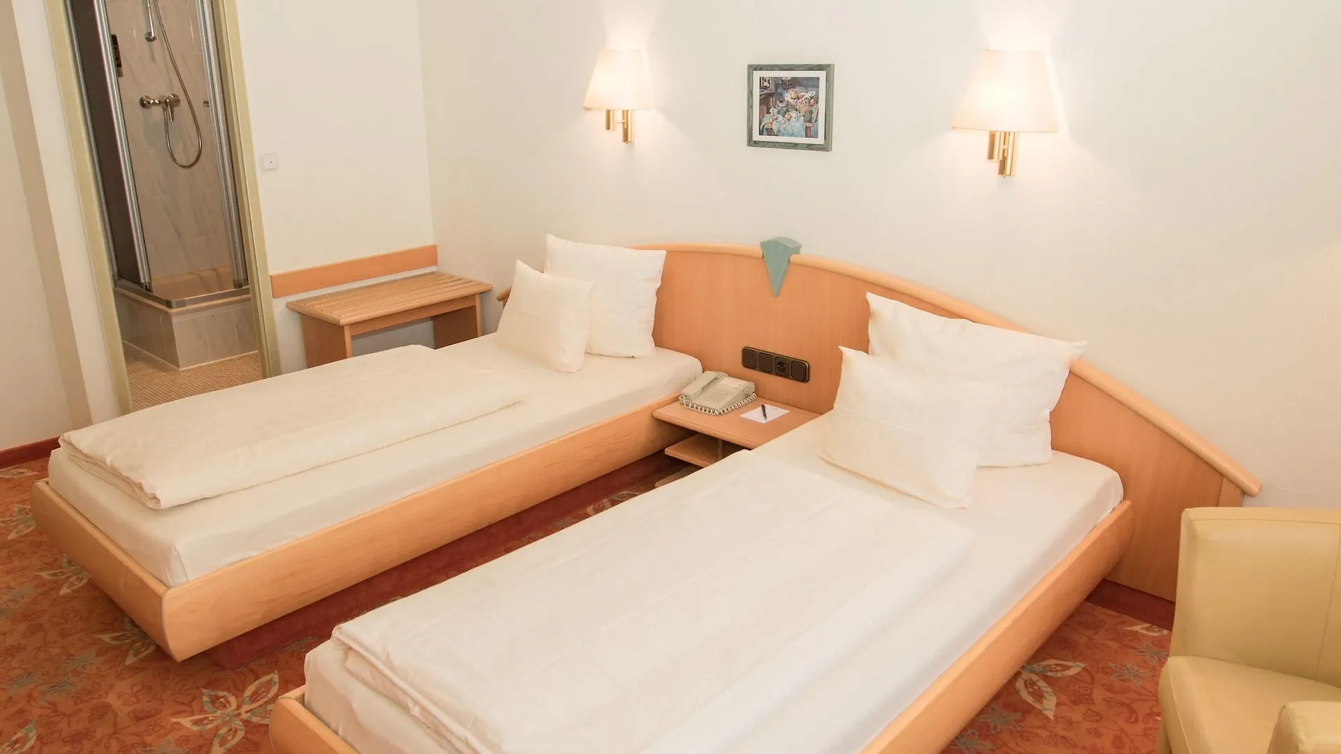 ****  Hotel Stadt Muenchen Dusseldorf Germany