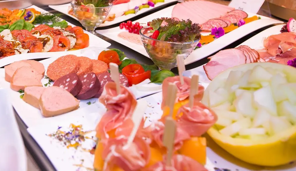 ****  Hotel Stadt Muenchen Düsseldorf Almanya